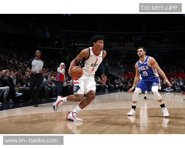 米切尔半场表现低迷仅得15分三分球命中率堪忧状态需提升